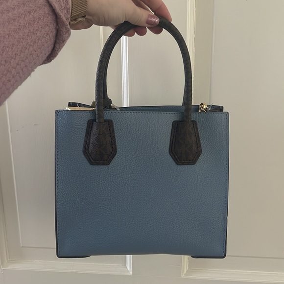 Light blue & brown Michael kids purse with detachable shoulder strap. - Picture 2 of 7